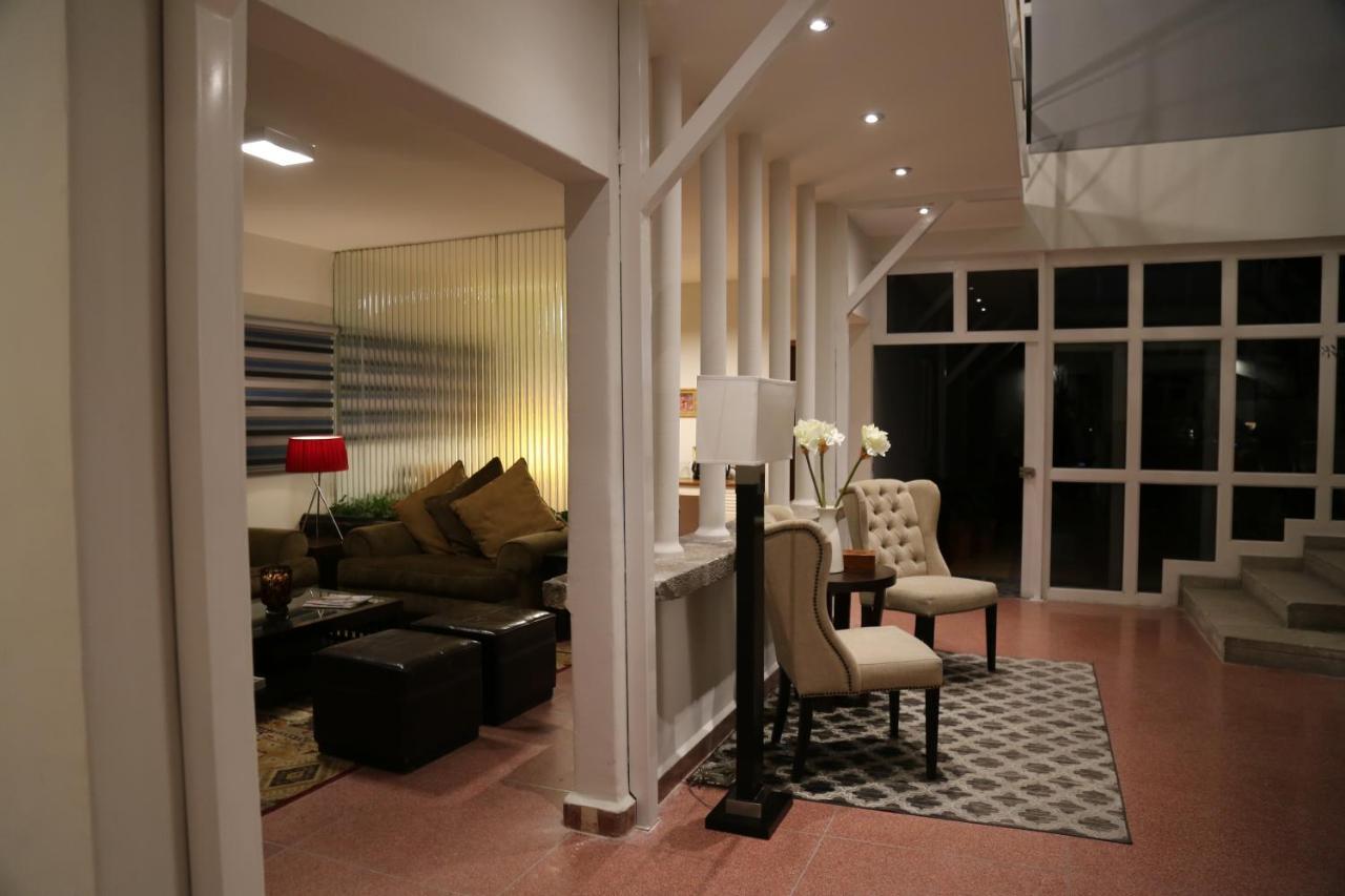 Casa Massima Hotel レオン エクステリア 写真
